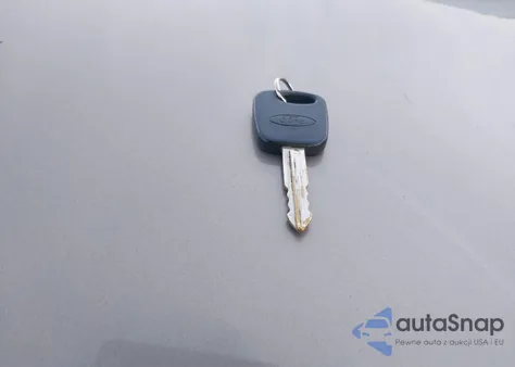 2004 Ford Focus Se из США, поврежденный, VIN 1FAFP34354W167961